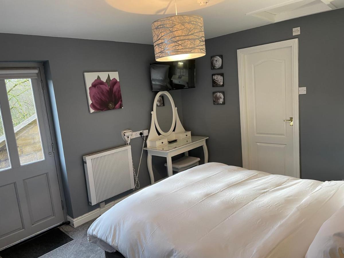 The Sycamore Inn Birch Vale ภายนอก รูปภาพ